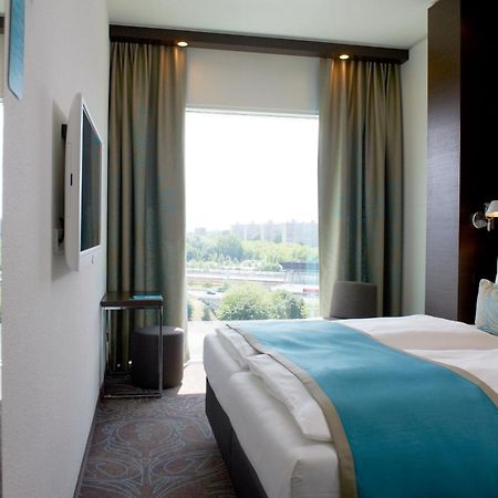 Motel One Amsterdam Exterior photo